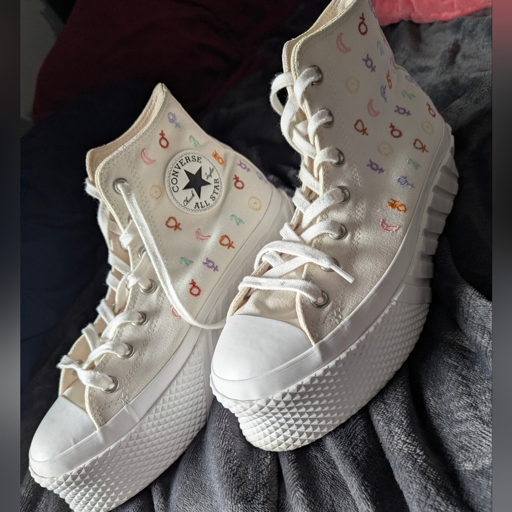 Converse Women's High-Top Sneakers - Cream with Multicolor Accents Chunky Y2k